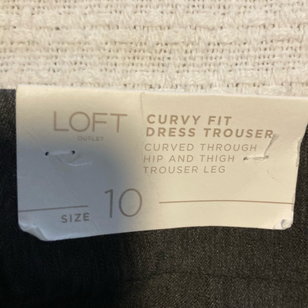 Ann Taylor loft trousers. 10Petite curvy